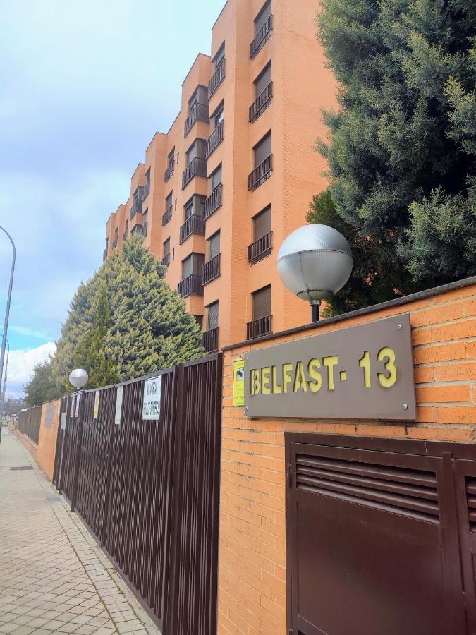 En Madrid, A Unos Minutos Del Aeropuerto Airport Barajas, Plenilunio, Estadio De Futbol Metropolitano, Feria De Madrid, Clinica Navarra ภายนอก รูปภาพ